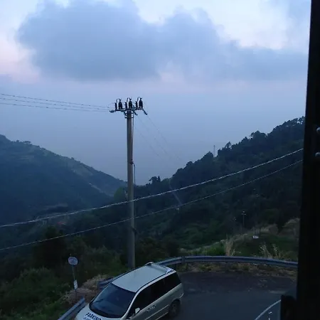 招待所 Affittacamereirosmarini 韦尔纳扎