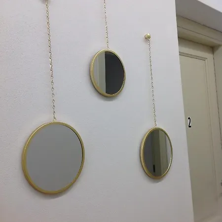 Affittacamereirosmarini ゲストハウス ヴェルナッツァ