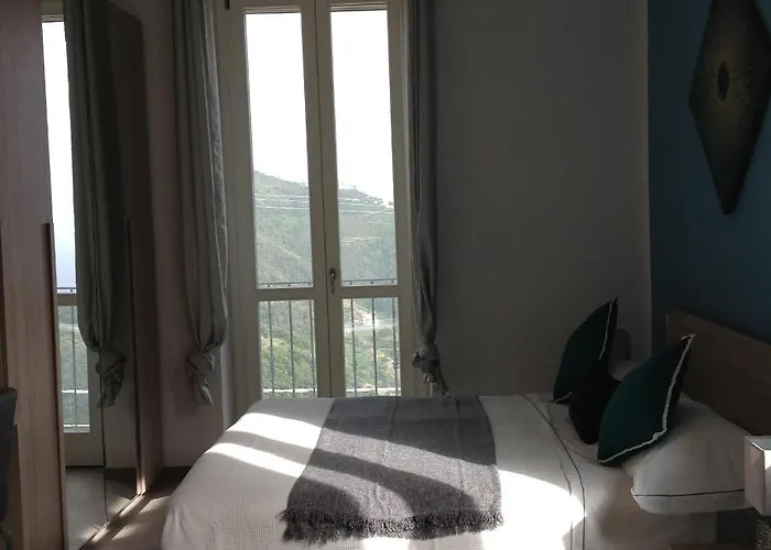 게스트하우스 Affittacamereirosmarini 3*