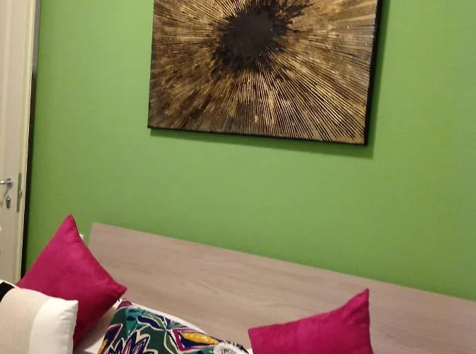 게스트하우스 Affittacamereirosmarini