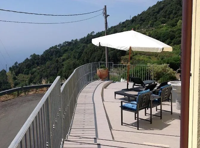 Affittacamereirosmarini 게스트하우스 3*